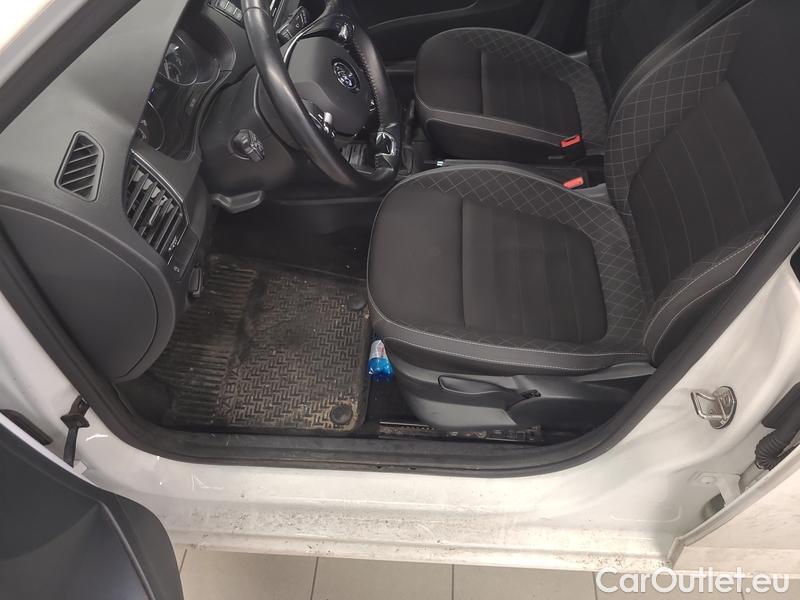  Skoda  Fabia  3 (2015) Fab.Com.1.0TSI 70 Ambition #12