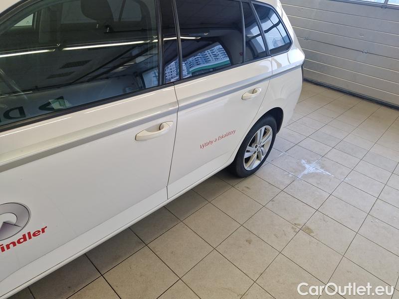  Skoda  Fabia  Combi (2015) Fab.Com.1.0TSI 70 Ambition #25