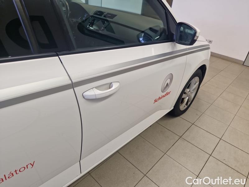  Skoda  Fabia  Combi (2015) Fab.Com.1.0TSI 70 Ambition #7