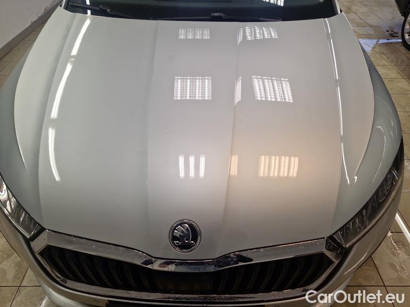  Skoda  Octavia  Combi (NX3)(2020) Oct.C.2.0TDI 150 Style AT #1