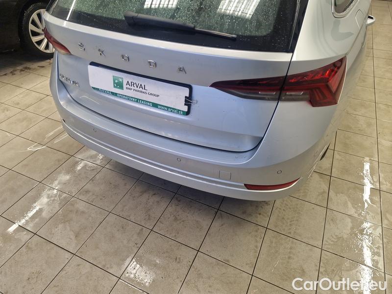  Skoda  Octavia  Combi (NX3)(2020) Oct.C.2.0TDI 150 Style AT #5