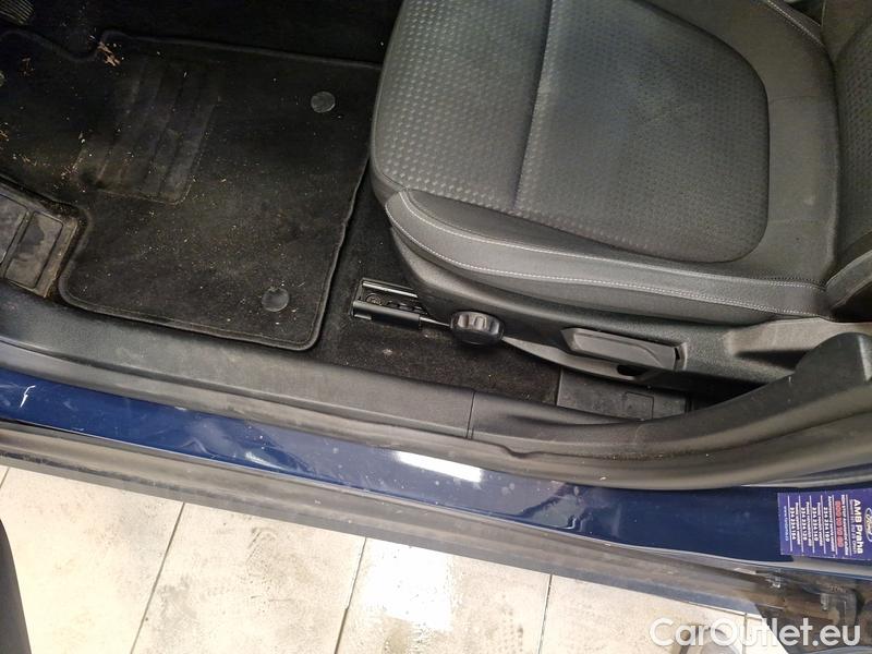  Ford  Focus  Break (2010) Foc.kom.1.5TDCi 88 Edition #18