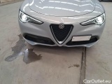  Alfa Romeo   STELVIO ALFA ROMEO / 2017 / 5P / SUV 2.2 TURBO DIESEL 190CV BUSINESS AT8 RWD #30