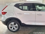  Volvo  XC 40 VOLVO XC40 / 2017 / 5P / SUV T3 AUTOMATICO MOMENTUM PRO #45