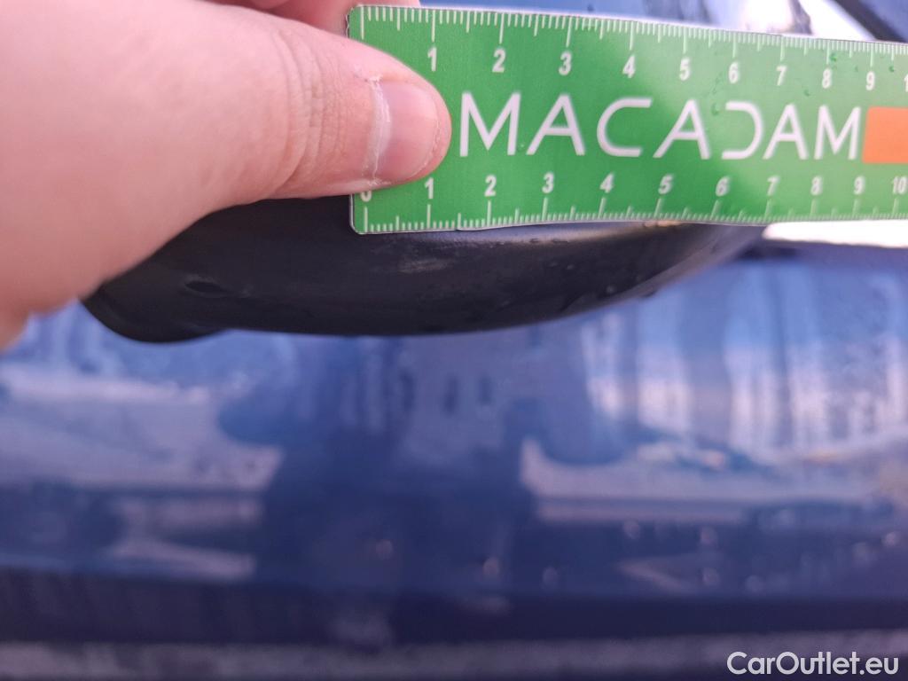  Bmw  Serie 1 BMW Série 1 / 2019 / 5P / Berline 116i DKG7 Business Design #9