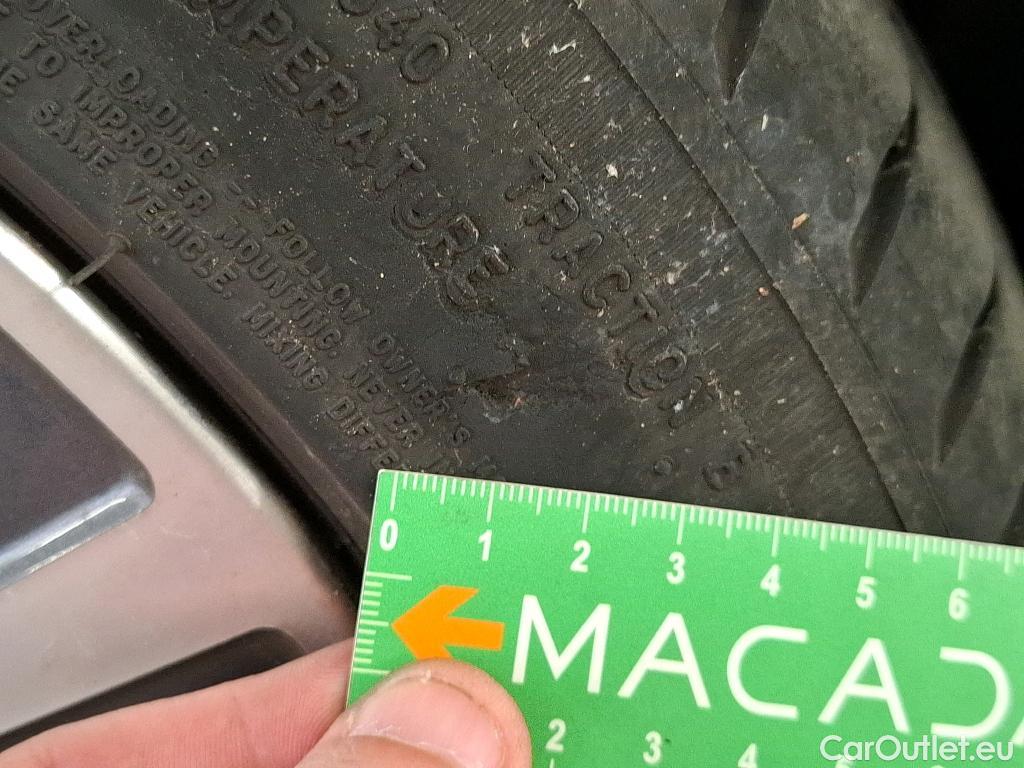  Bmw  Serie 1 BMW Série 1 / 2019 / 5P / Berline 116i Business Design #25