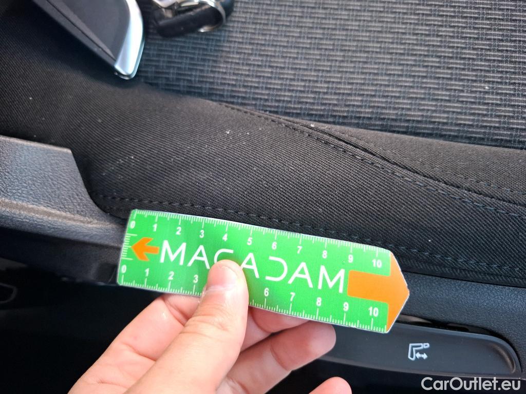  Bmw  Serie 1 BMW Série 1 / 2019 / 5P / Berline 116i DKG7 Business Design #7