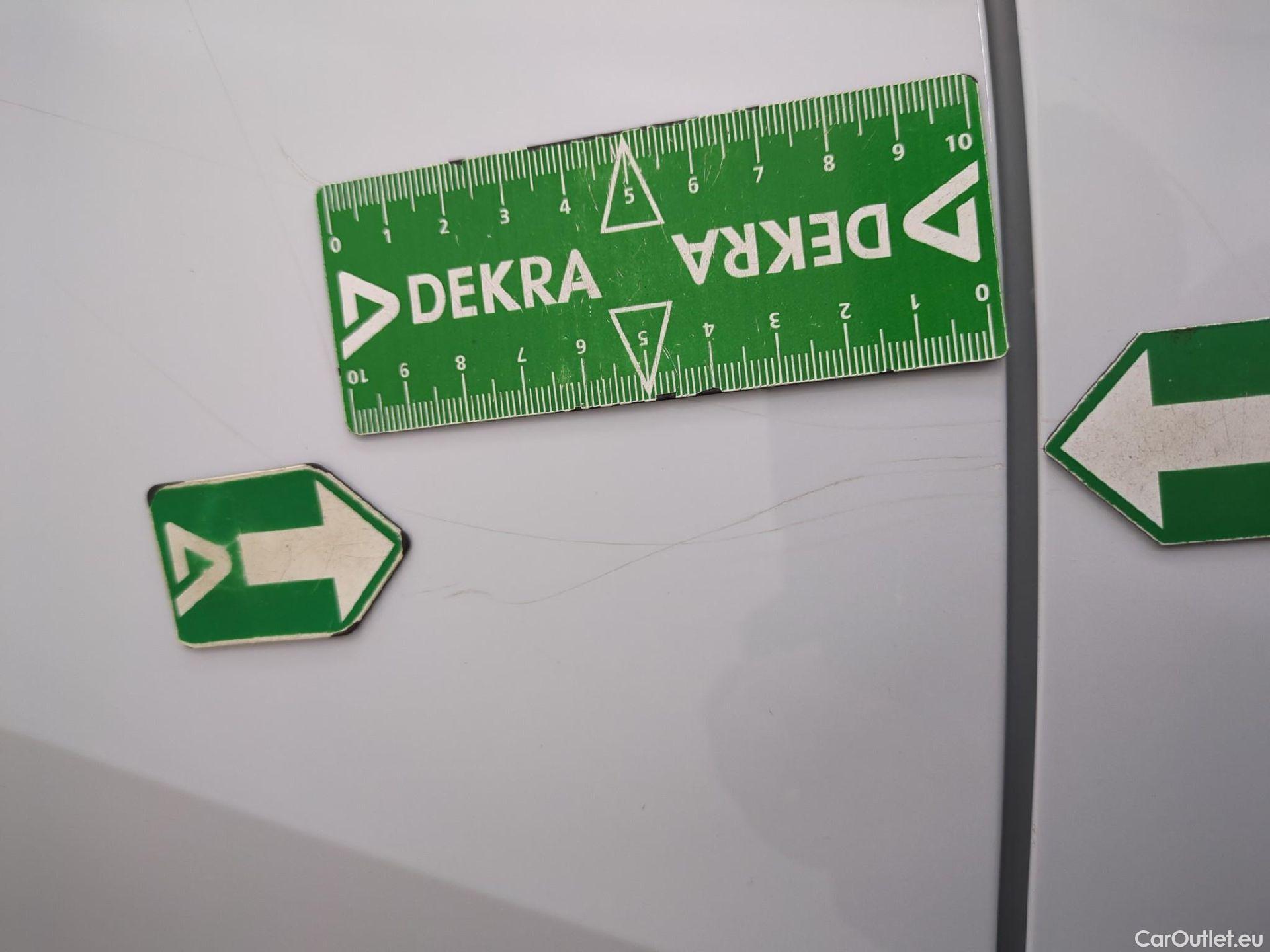  Audi  Q4 E-Tron  40 e-tron S line 55kWh BVA #17