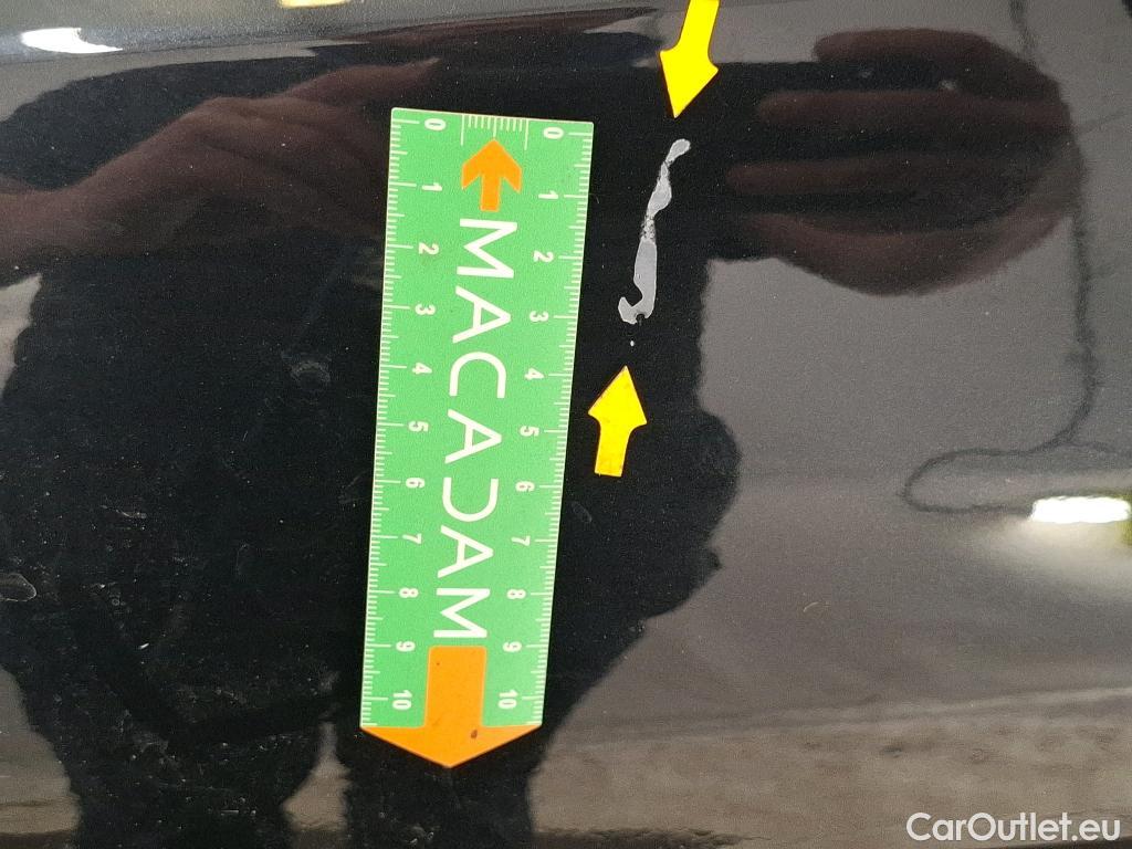  Bmw  Serie 1 BMW Série 1 / 2019 / 5P / Berline 116i Business Design #56