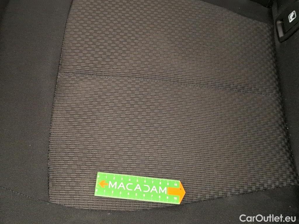  Bmw  Serie 1 BMW Série 1 / 2019 / 5P / Berline 116i Business Design #47