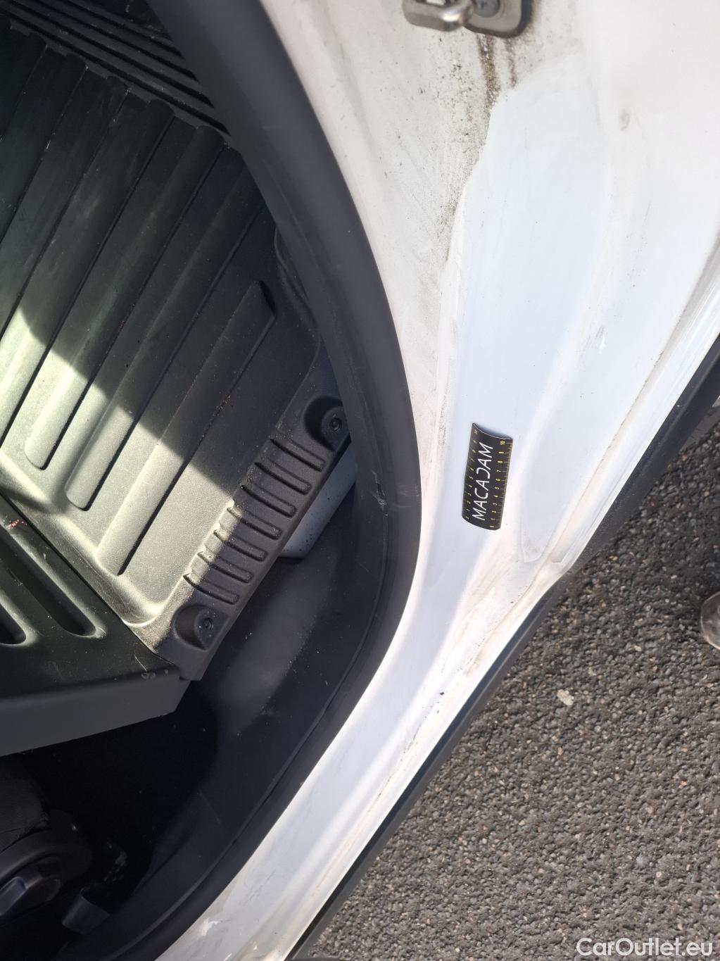  Citroen  C3  Société Feel 1.5 BlueHDI 100CV BVM5 E6dT #12