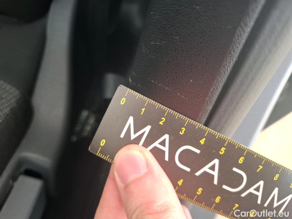  Citroen  C3  Feel Pack 1.2 PureTech 80CV BVM5 E6d #20