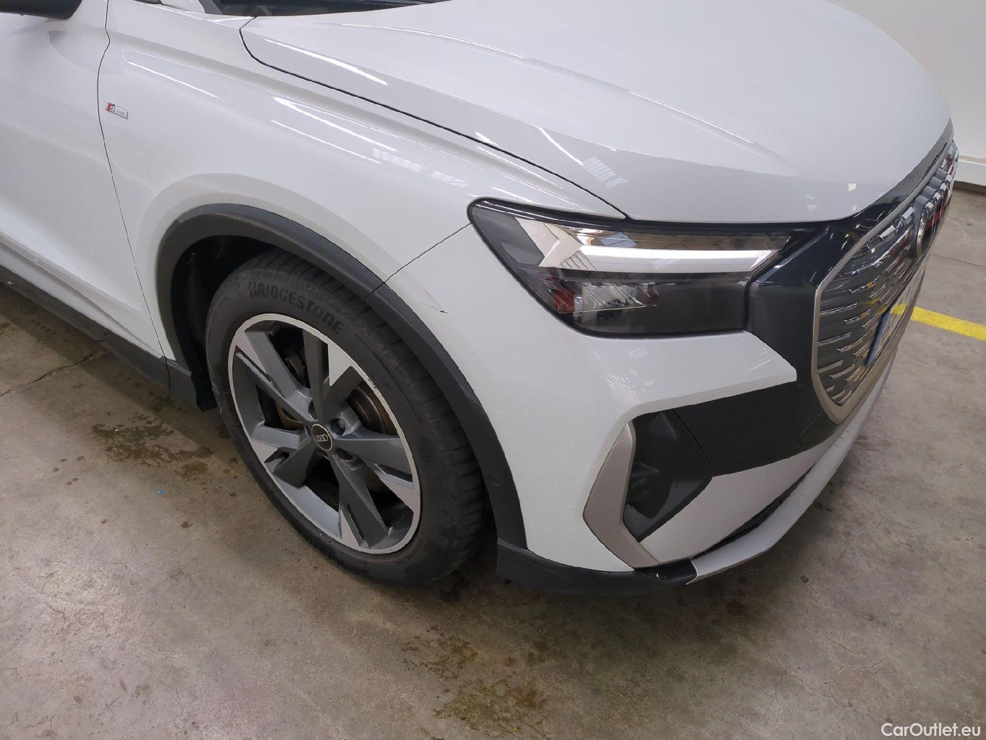  Audi  Q4 E-Tron  40 e-tron S line 55kWh BVA #12