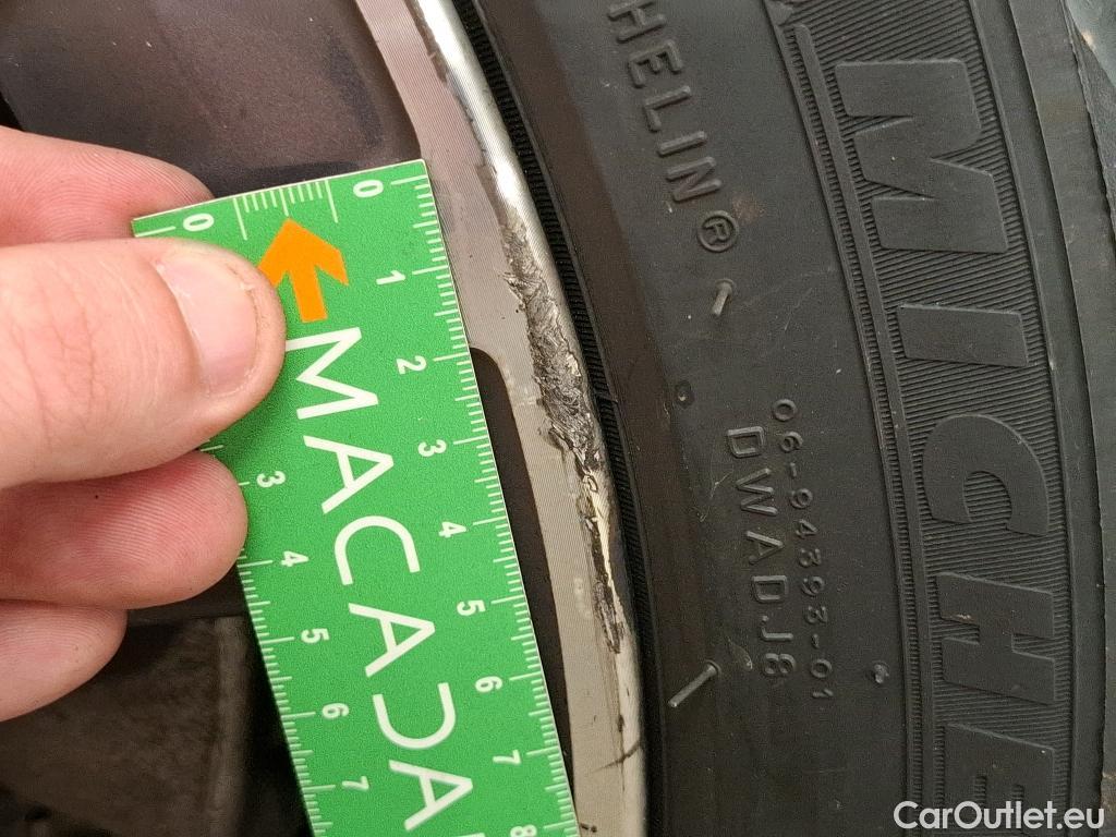  Bmw  Serie 1 BMW Série 1 / 2019 / 5P / Berline 116i Business Design #40