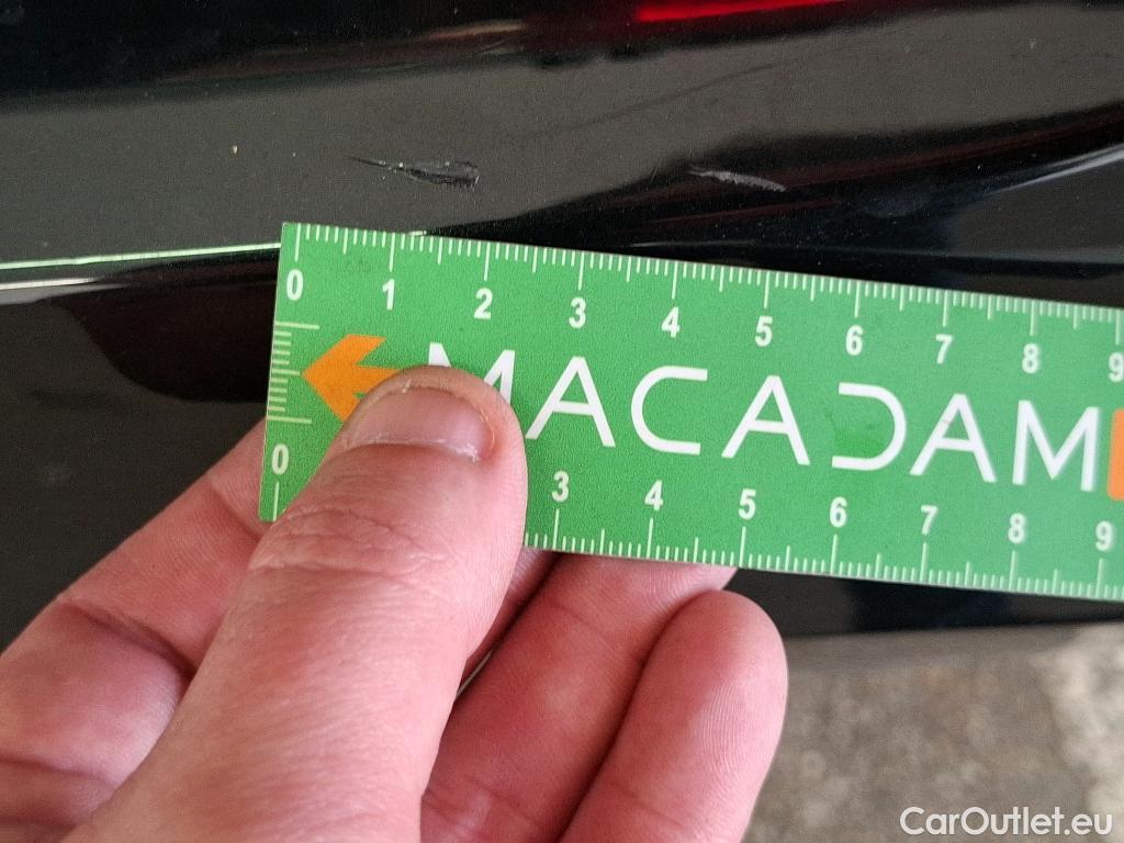  Bmw  Serie 1 BMW Série 1 / 2019 / 5P / Berline 116i Business Design #6