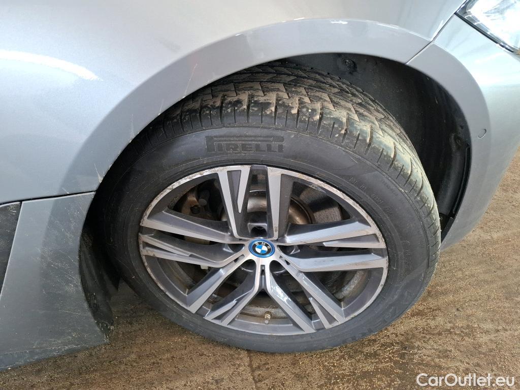  Bmw  Serie 4 BMW i4 / 2021 / 5P / Berline eDrive40 340ch Business Design BVA8 #3