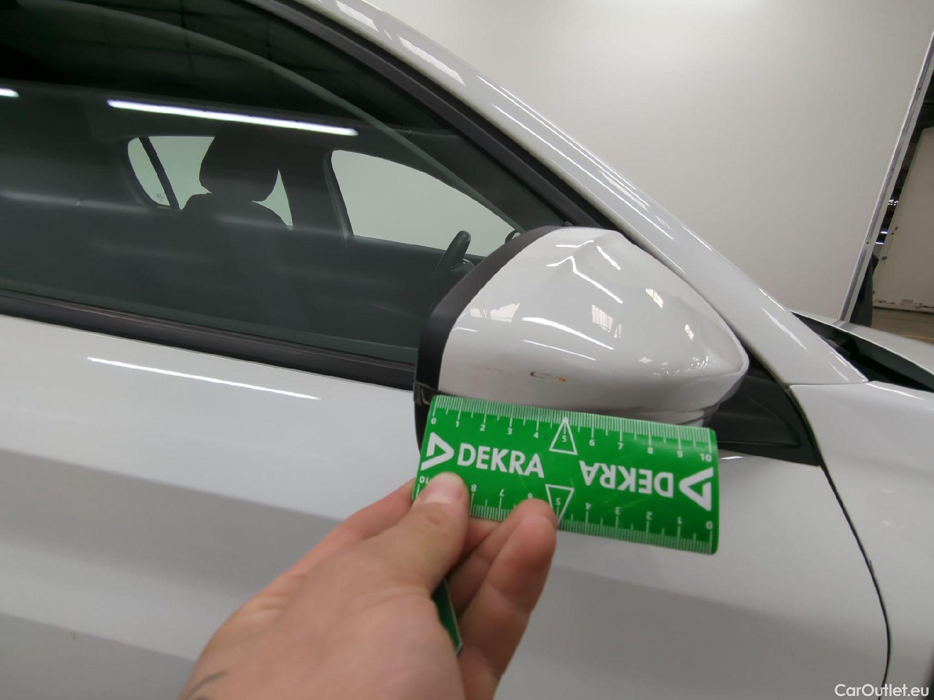  Peugeot  208  Premium 1.2 PureTech 75CV BVM5 E6d #28