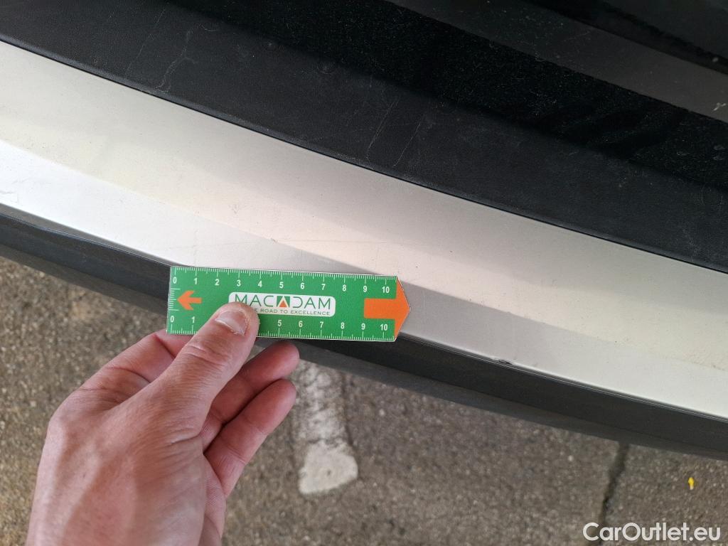  Peugeot  2008 PEUGEOT  / 2019 / 5P / Crossover BLUEHDI 130 S&S EAT8 ALLURE PACK #12