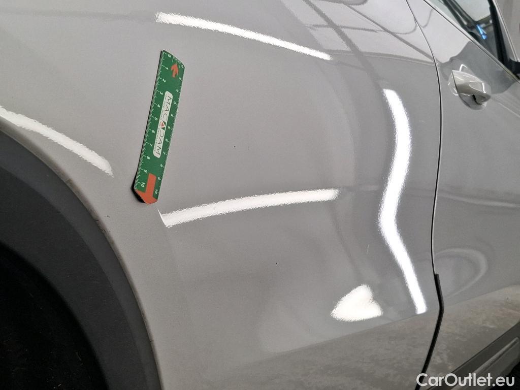  Mercedes  GLA MERCEDES-BENZ  / 2020 / 5P / SUV 1.3  250 e BUSINESS LINE DCT #9