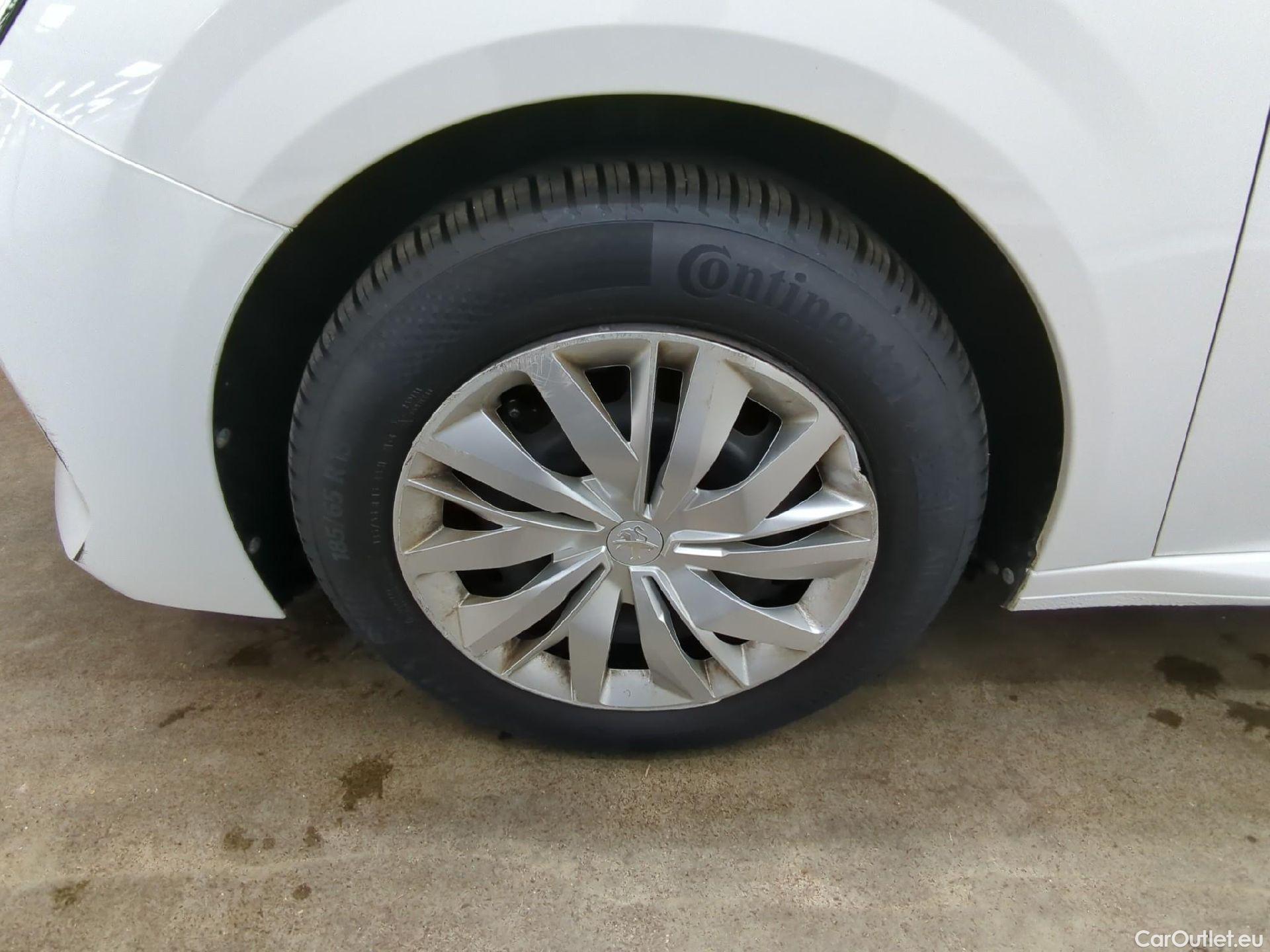  Peugeot  208  Premium 1.2 PureTech 75CV BVM5 E6d #4