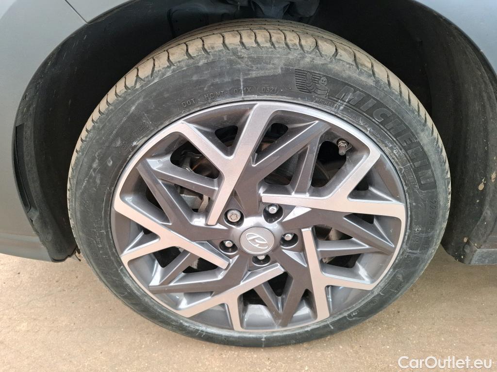  Hyundai  Konna Kona Executive Hybrid 2WD 1.6 GDI 140CV BVA6 E6d #4