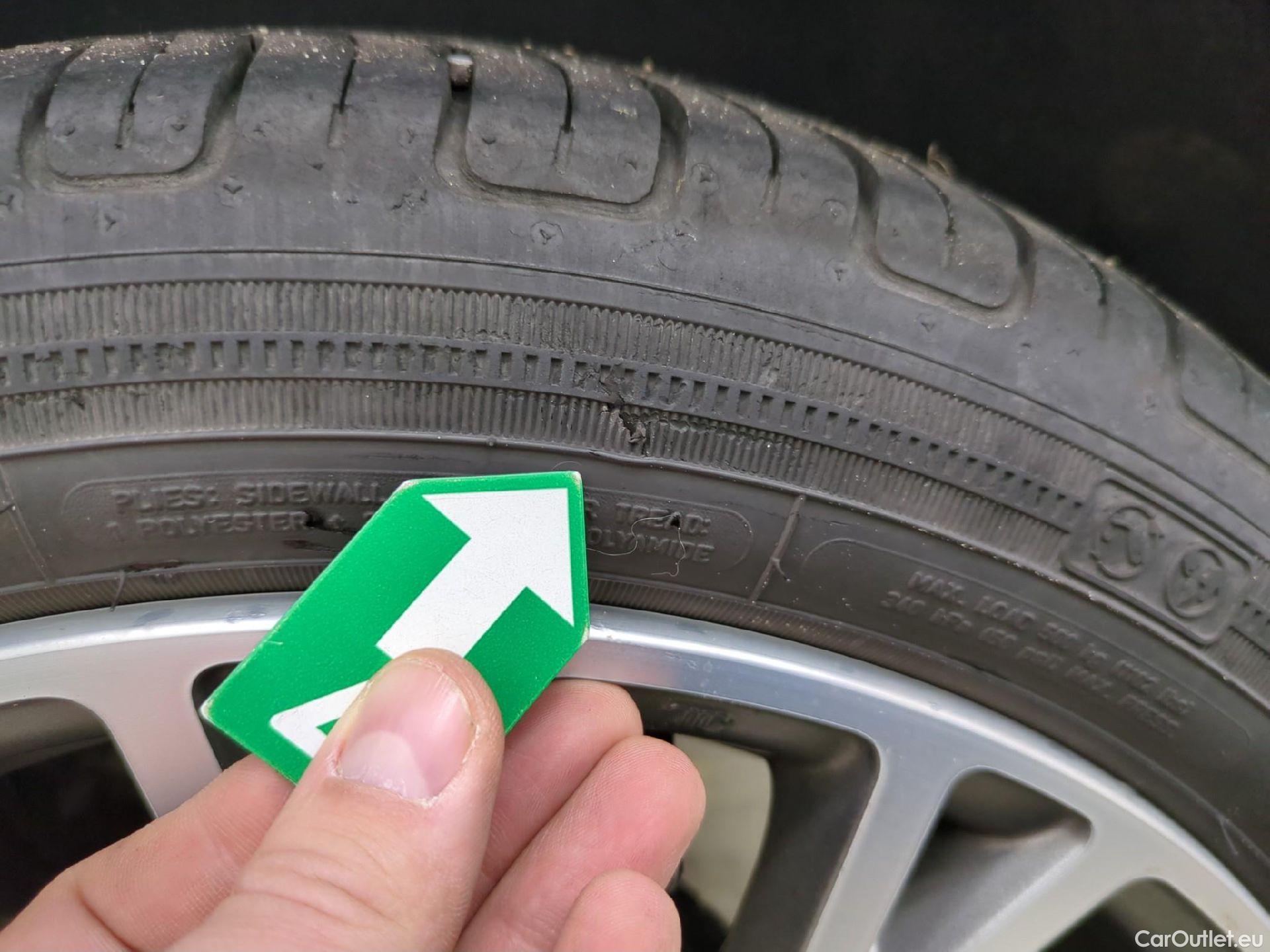  Fiat  500 FIAT  / 2015 / 3P / Berline Hybrid 1.0 BSG 70 ch Dolcevita Plus #16