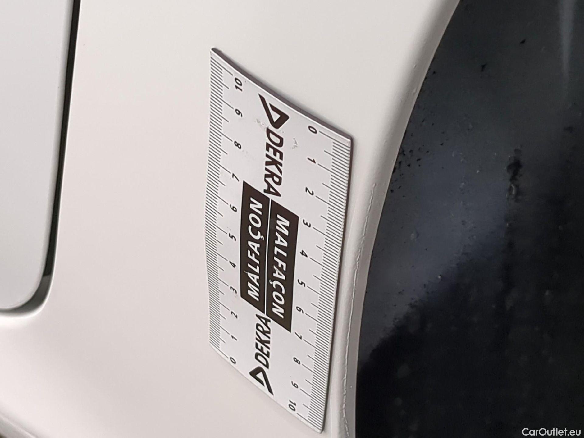  Peugeot  208  Premium 1.2 PureTech 75CV BVM5 E6d #18