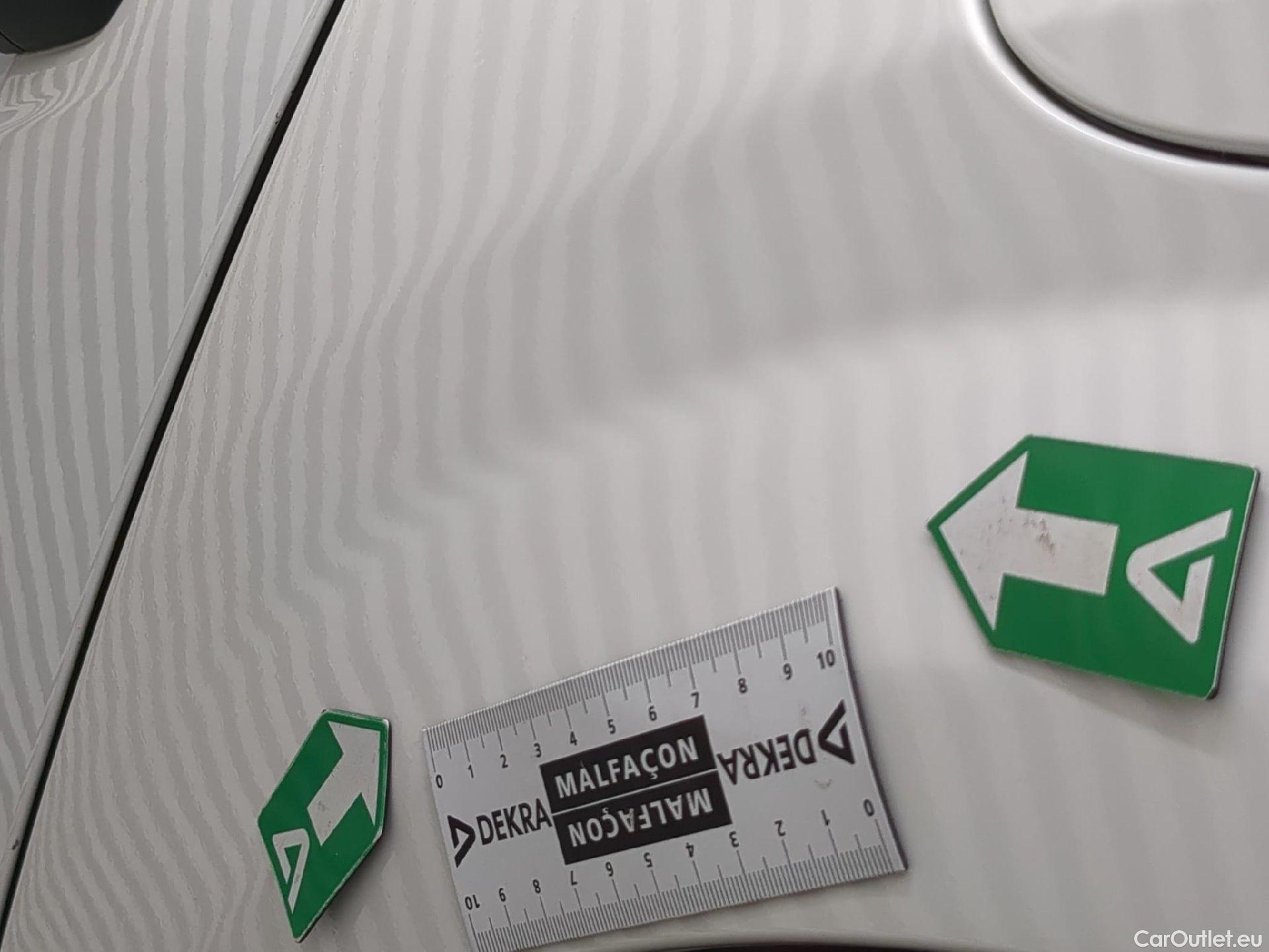  Peugeot  208  Premium 1.2 PureTech 75CV BVM5 E6d #16