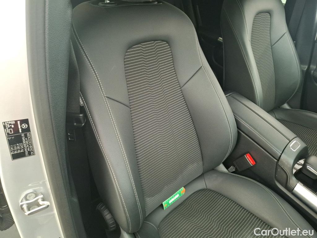  Mercedes  GLA MERCEDES-BENZ  / 2020 / 5P / SUV 1.3  250 e BUSINESS LINE DCT #28