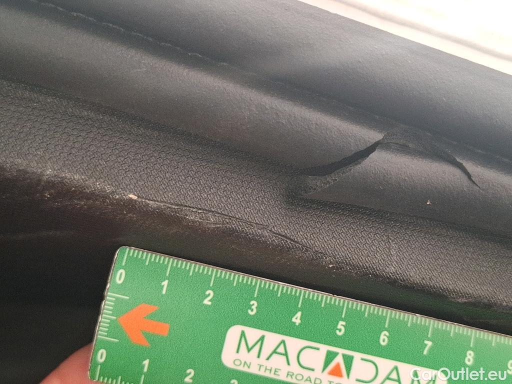  Mercedes  GLA MERCEDES-BENZ  / 2020 / 5P / SUV 1.3  250 e BUSINESS LINE DCT #21