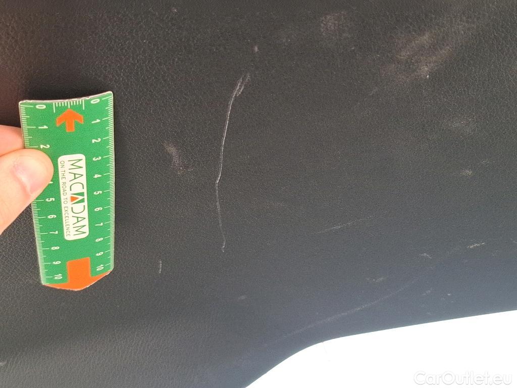  Mercedes  GLA MERCEDES-BENZ  / 2020 / 5P / SUV 1.3  250 e BUSINESS LINE DCT #24