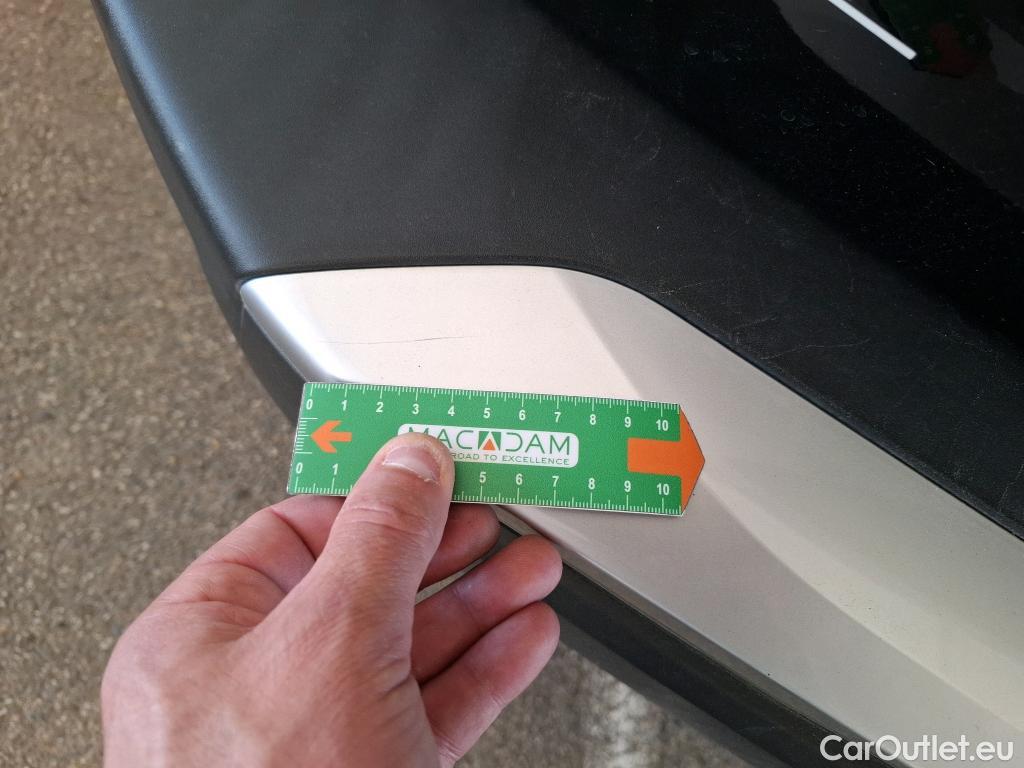  Peugeot  2008 PEUGEOT  / 2019 / 5P / Crossover BLUEHDI 130 S&S EAT8 ALLURE PACK #13