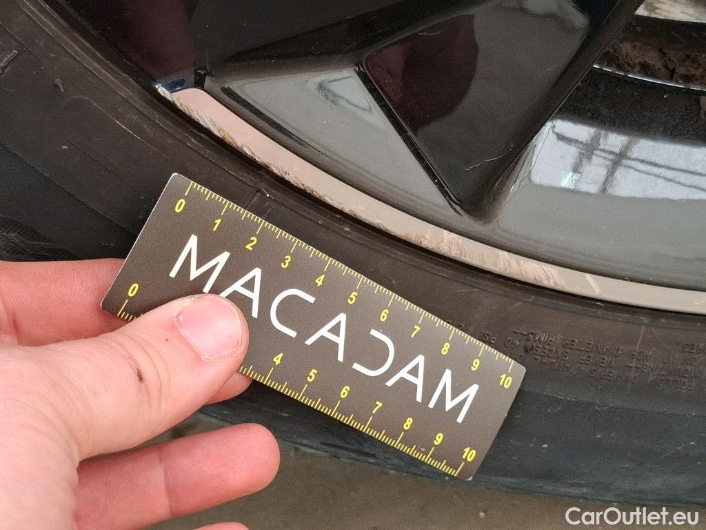  Nissan  Juke NISSAN  / 2019 / 5P / Crossover Hybrid 143 Business+ #16