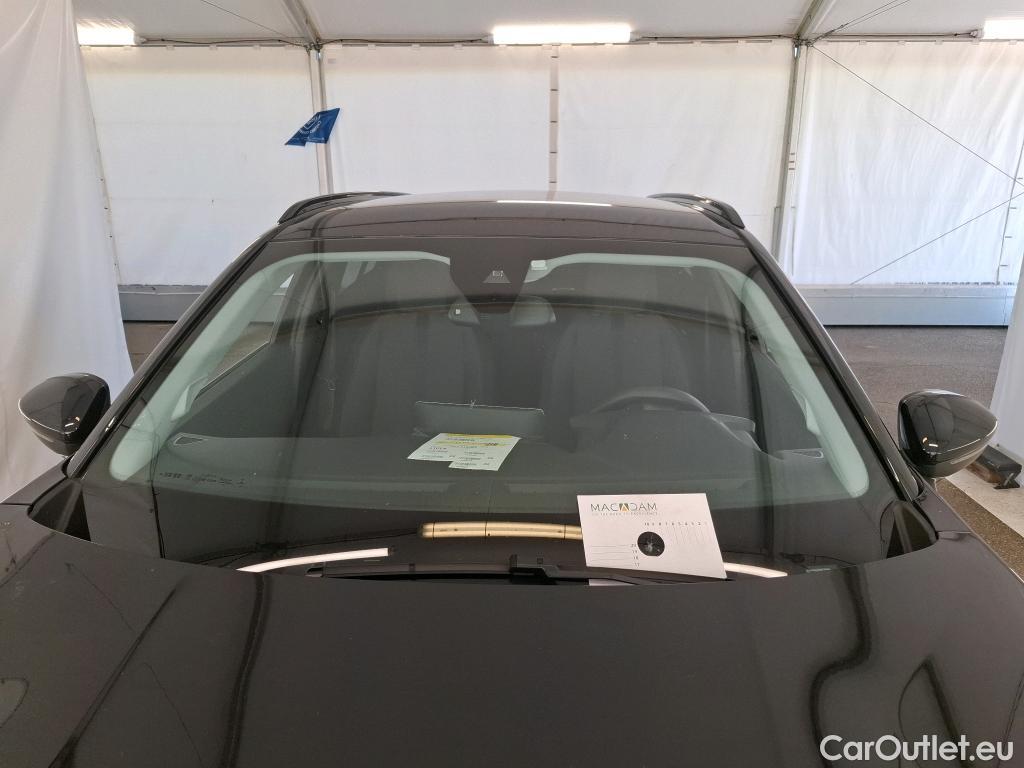  Peugeot  2008 PEUGEOT  / 2019 / 5P / Crossover BLUEHDI 130 S&S EAT8 ALLURE PACK #1