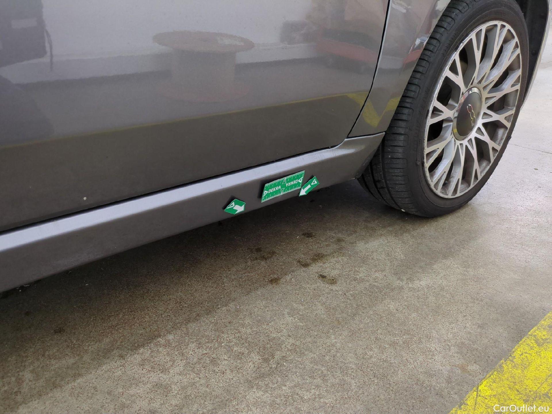  Fiat  500 FIAT  / 2015 / 3P / Berline Hybrid 1.0 BSG 70 ch Dolcevita Plus #40