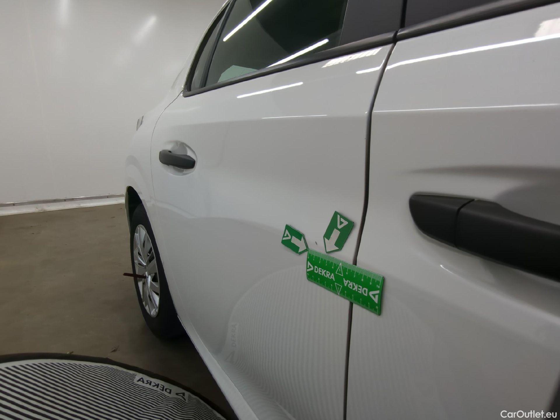  Peugeot  208  Premium 1.2 PureTech 75CV BVM5 E6d #26