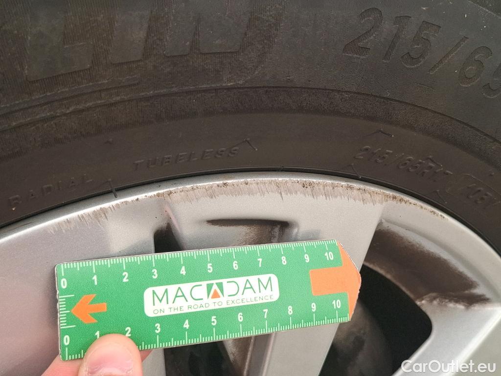  Peugeot  3008  II Active Pack 1.5 HDi 130CV BVA8 E6d #10