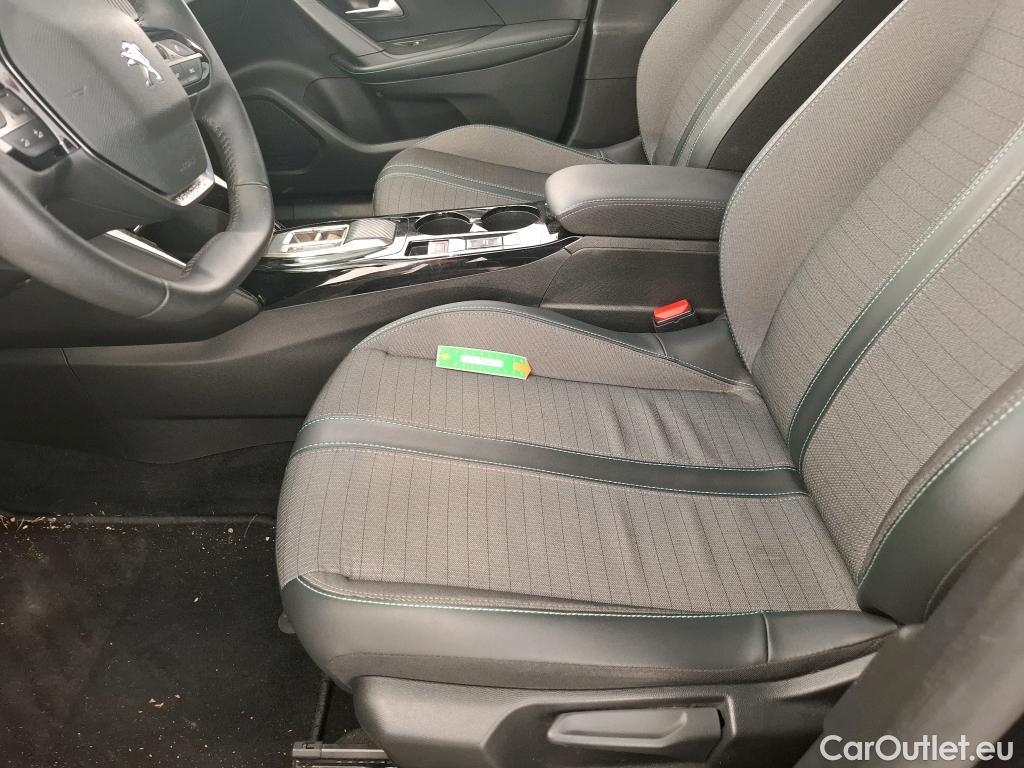  Peugeot  2008 PEUGEOT  / 2019 / 5P / Crossover BLUEHDI 130 S&S EAT8 ALLURE PACK #14