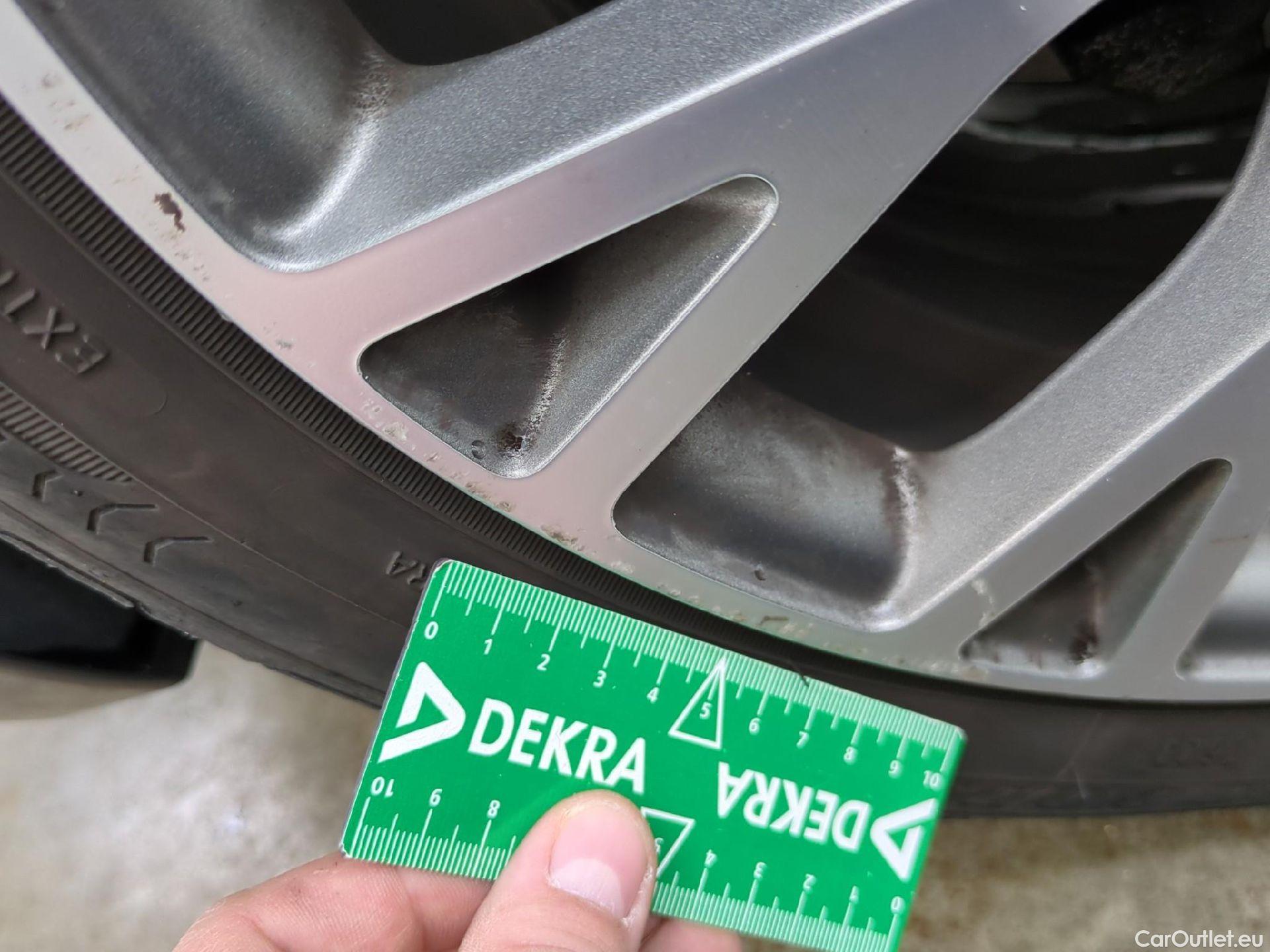  Fiat  500 FIAT  / 2015 / 3P / Berline Hybrid 1.0 BSG 70 ch Dolcevita Plus #13