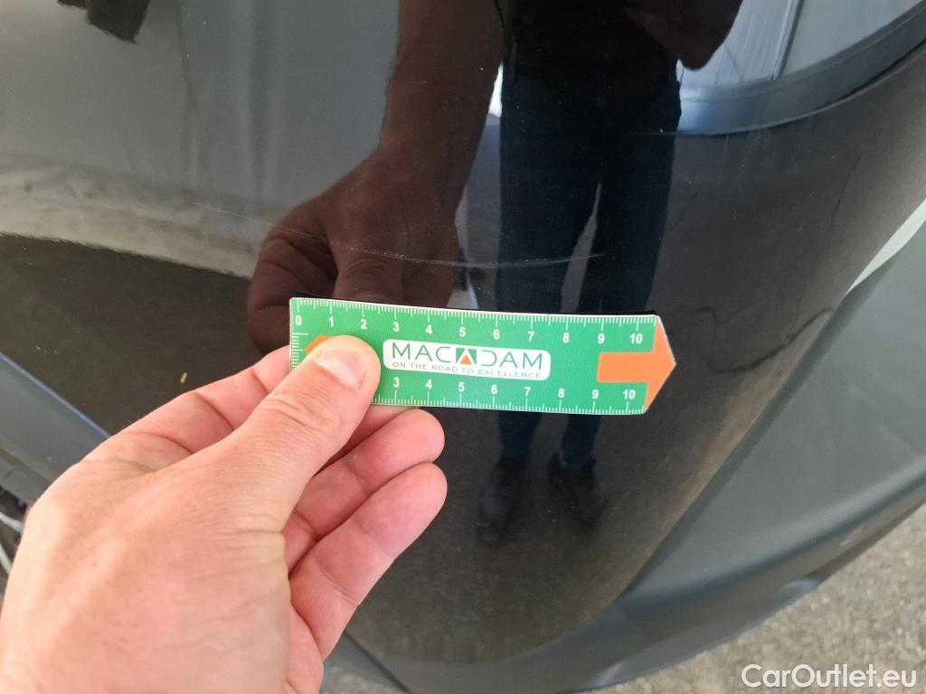  Peugeot  2008 PEUGEOT  / 2019 / 5P / Crossover BLUEHDI 130 S&S EAT8 ALLURE PACK #29