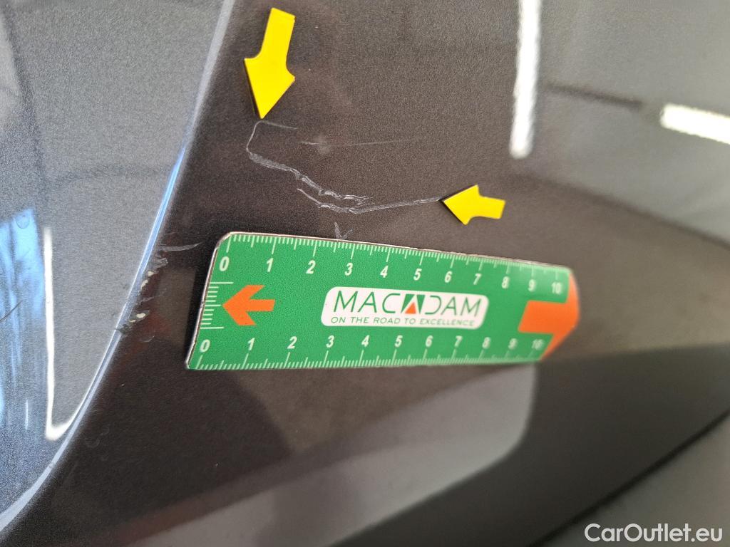  Peugeot  2008  Allure Business 1.5 HDi 130CV BVA8 E6d #10