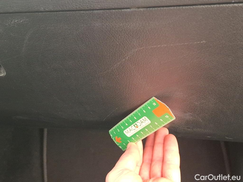  Mercedes  GLA MERCEDES-BENZ  / 2020 / 5P / SUV 1.3  250 e BUSINESS LINE DCT #18