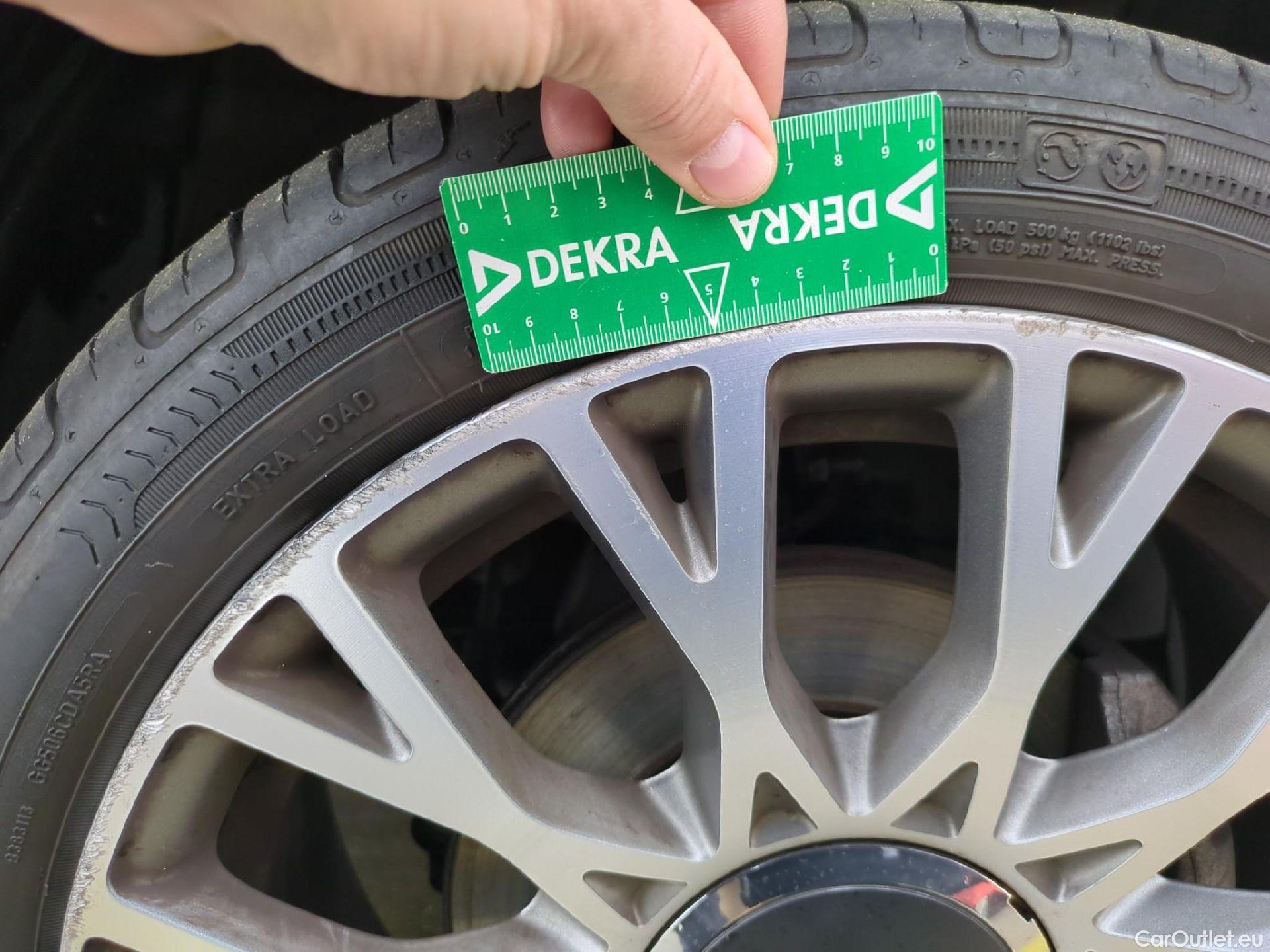  Fiat  500 FIAT  / 2015 / 3P / Berline Hybrid 1.0 BSG 70 ch Dolcevita Plus #6