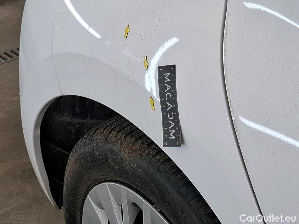  Toyota  Yaris TOYOTA  Hybride / 2019 / 5P / Berline Hybride 116h Dynamic Business Beyond Zer #17