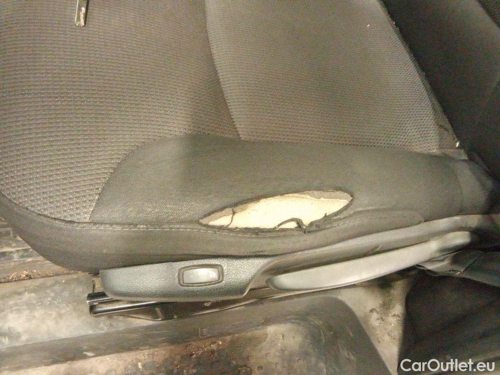  Renault  Trafic Traf.2.0D 120 30 L1H1 Nav.E.CV #2