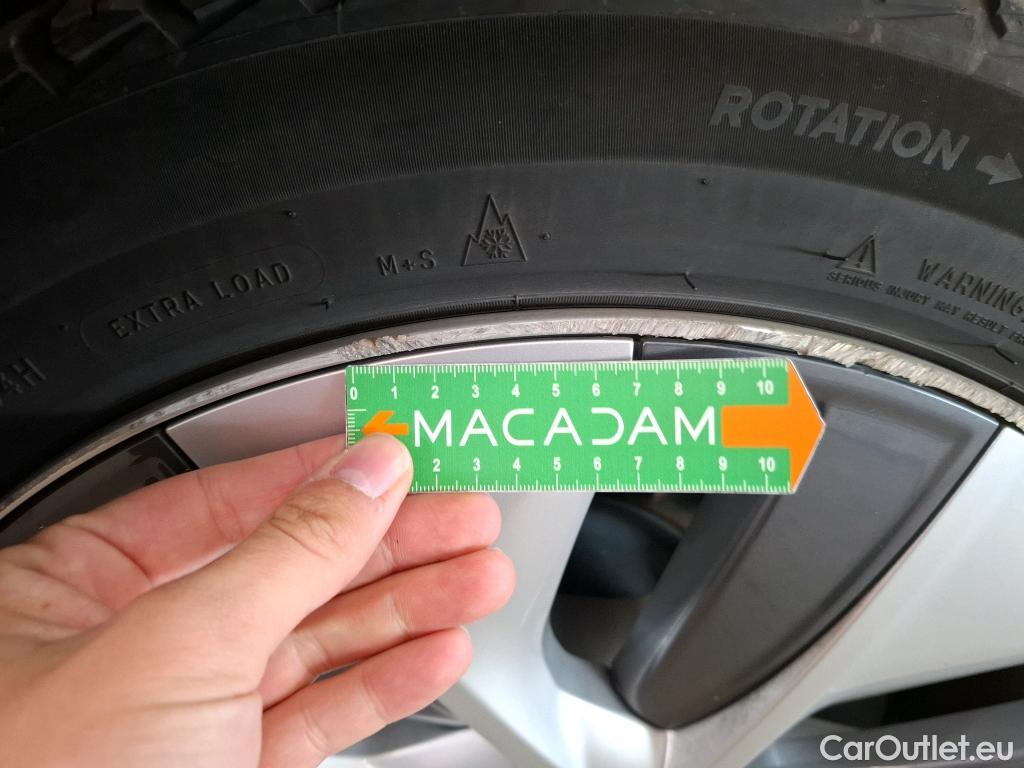  Tesla  Model Y TESLA  / 2020 / 5P / SUV Grande Autonomie Dual Motor AWD #6