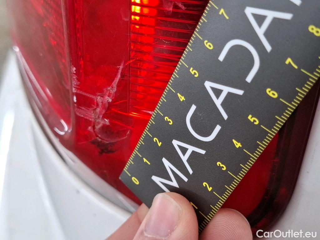  Volkswagen  Caddy VOLKSWAGEN  Maxi Van VU 4p Fourgonnette 2.0 TDI MAXI 150 Business Line Plus #41