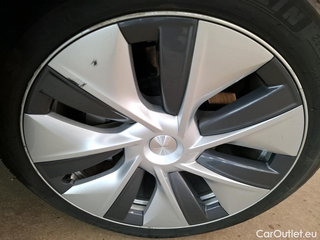  Tesla  Model Y TESLA  / 2020 / 5P / SUV Grande Autonomie Dual Motor AWD #17