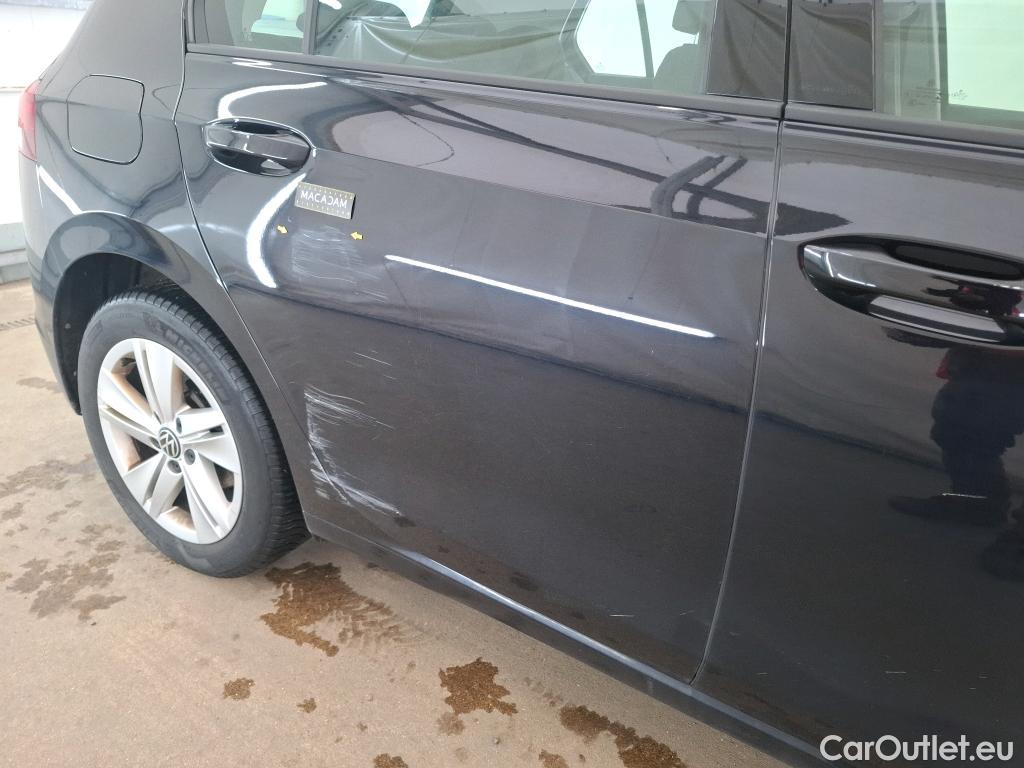  Volkswagen  Golf  VOLKSWAGEN / 2020 / 5P / Berline 2.0 TDI SCR 115 BVM6 Life Busi #4
