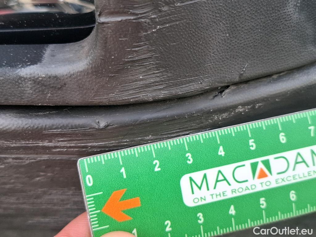  Volkswagen  Crafter  Fourgon Fourgon Business Line L3H3 FWD 35 2.0 TDI 175CV BVA8 E6d #10